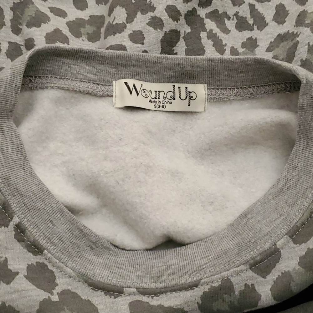 Sweatshirt - Picture 5 of 5